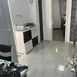 Izabella Apartamok Foeldszint Es Emelet Lejlighed
