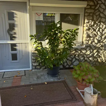 Izabella Apartamok Foeldszint Es Emelet Mezőkövesd